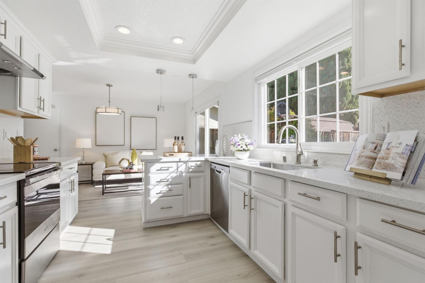 Detail Gallery Image 16 of 44 For 34184 Duke Ln, Fremont,  CA 94555 - 4 Beds | 2/1 Baths