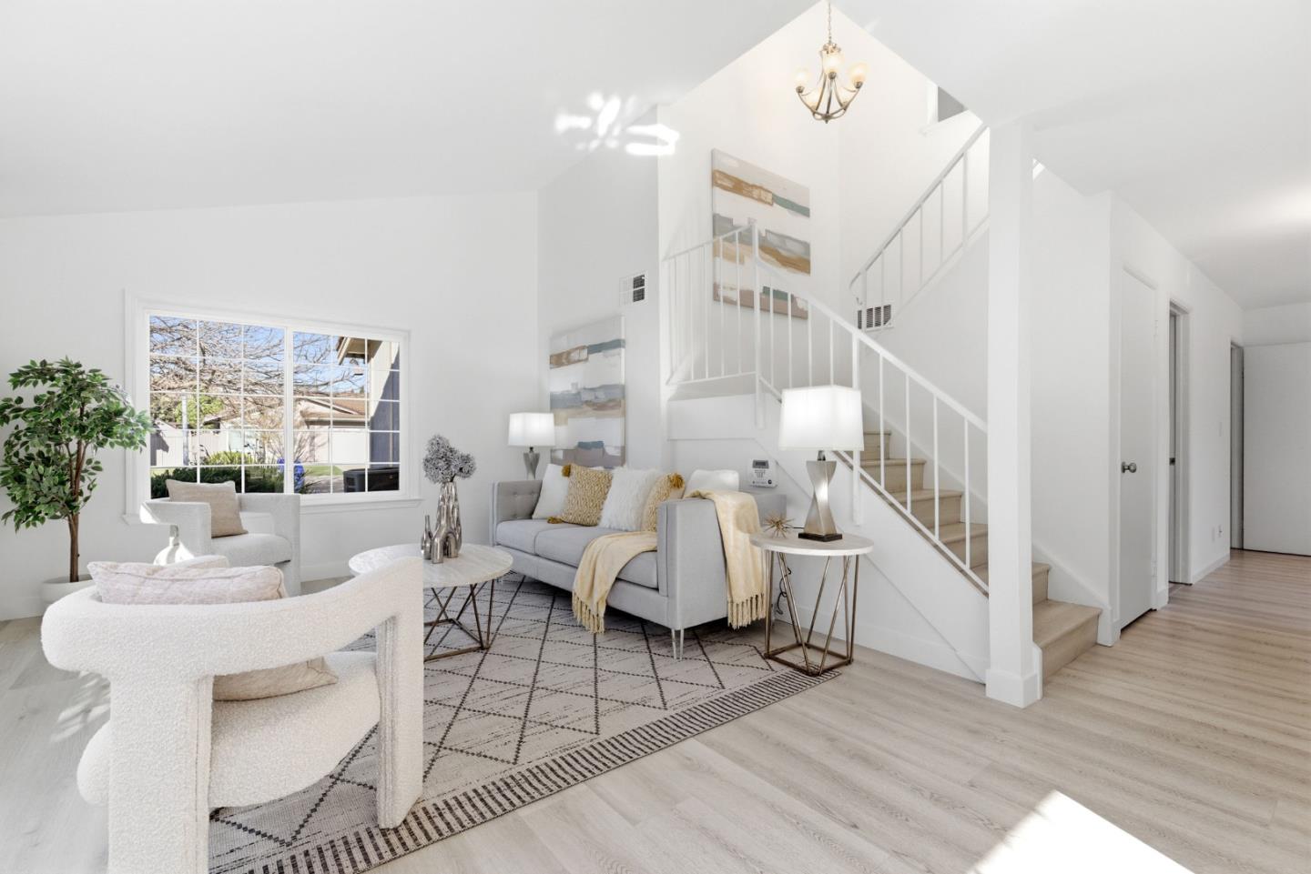 Detail Gallery Image 5 of 44 For 34184 Duke Ln, Fremont,  CA 94555 - 4 Beds | 2/1 Baths