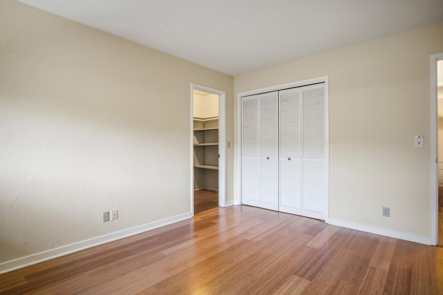 Detail Gallery Image 10 of 20 For 9500 Center St #4,  Carmel,  CA 93923 - 2 Beds | 2 Baths