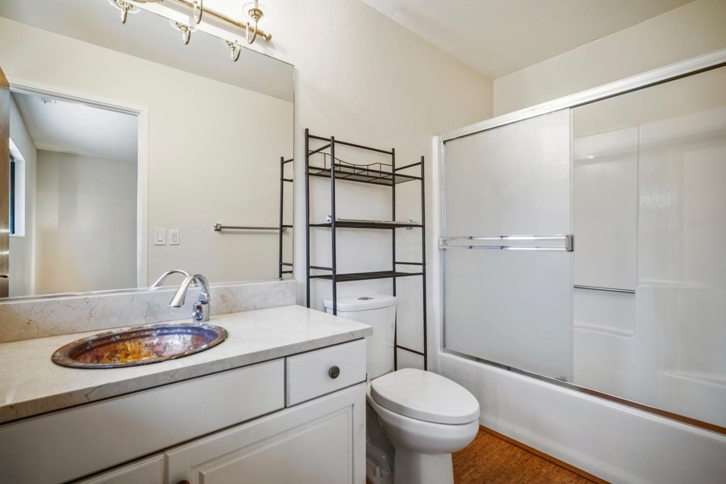 Detail Gallery Image 12 of 20 For 9500 Center St #4,  Carmel,  CA 93923 - 2 Beds | 2 Baths