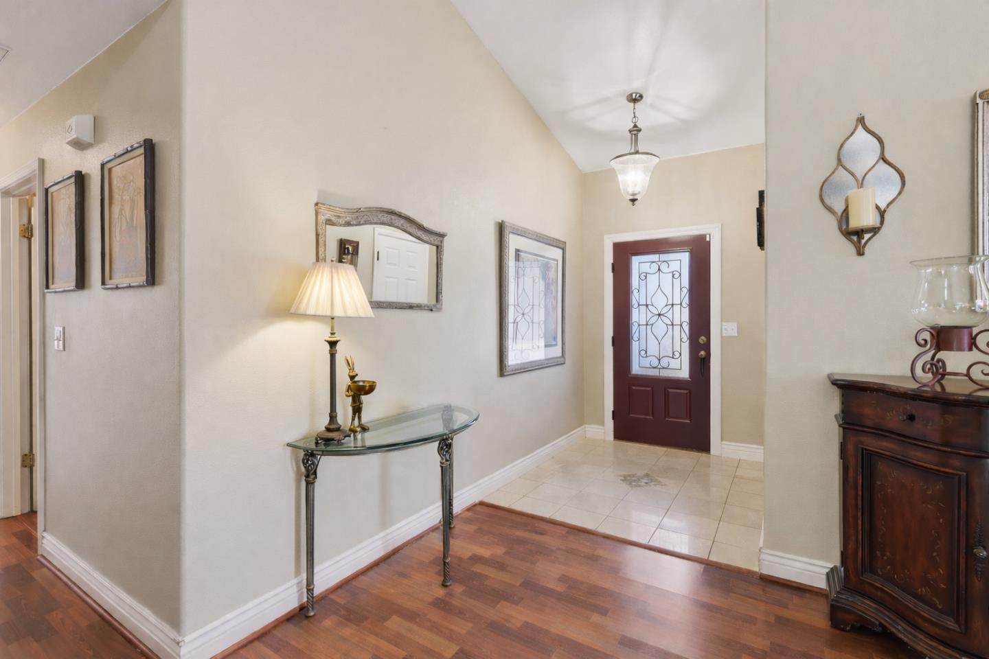 Detail Gallery Image 5 of 27 For 5482 Mesa Rd, Gilroy,  CA 95020 - 3 Beds | 2 Baths