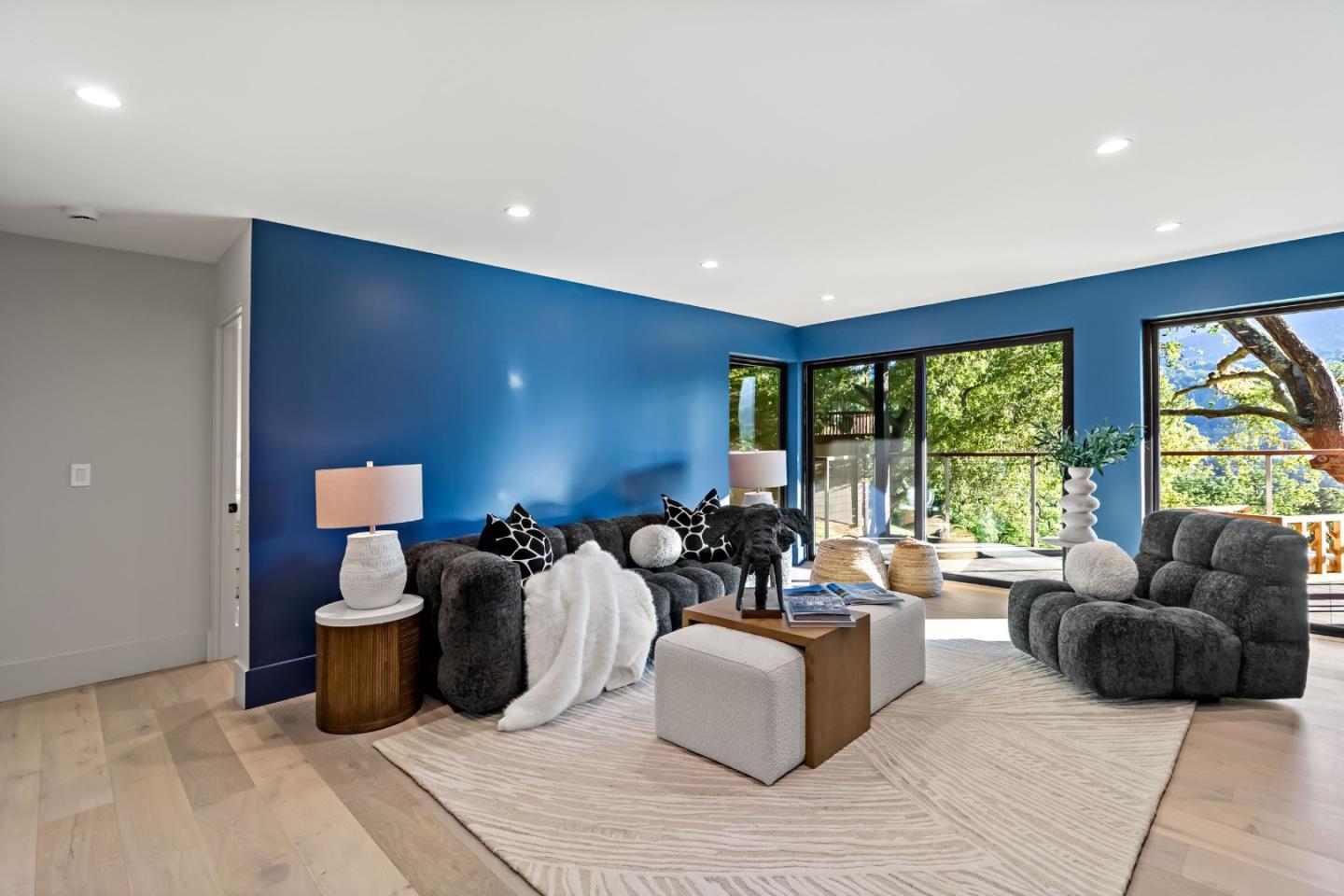 Detail Gallery Image 31 of 49 For 8 Hawkview St, Portola Valley,  CA 94028 - 4 Beds | 3/1 Baths
