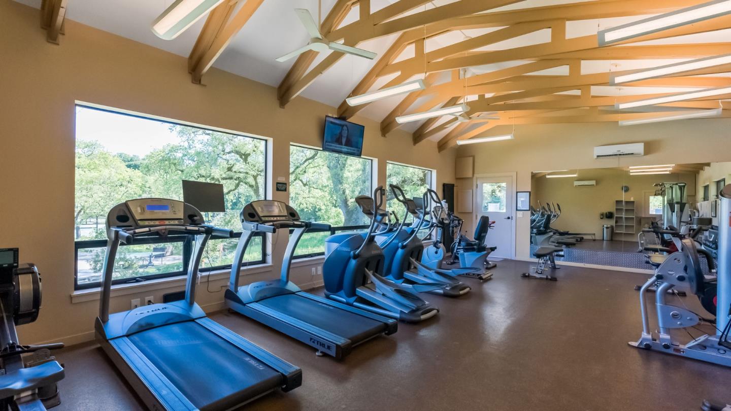 Detail Gallery Image 56 of 61 For 8 Hawkview St, Portola Valley,  CA 94028 - 4 Beds | 3/1 Baths