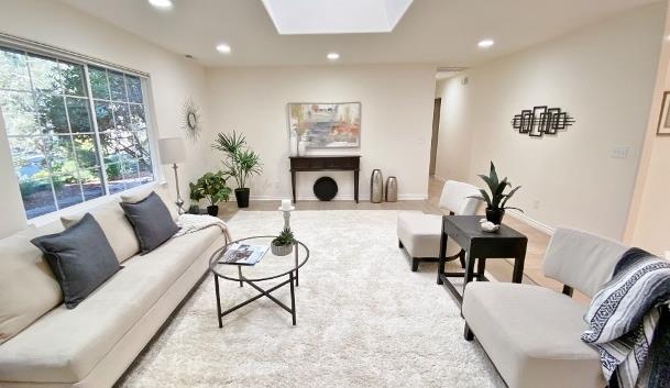 Detail Gallery Image 5 of 41 For 25349 Flanders Dr, Carmel,  CA 93923 - 3 Beds | 2 Baths