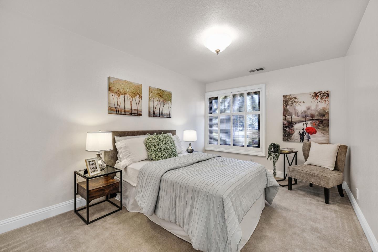 Detail Gallery Image 19 of 55 For 3405 Catalina Ave, Alameda,  CA 94502 - 2 Beds | 2 Baths