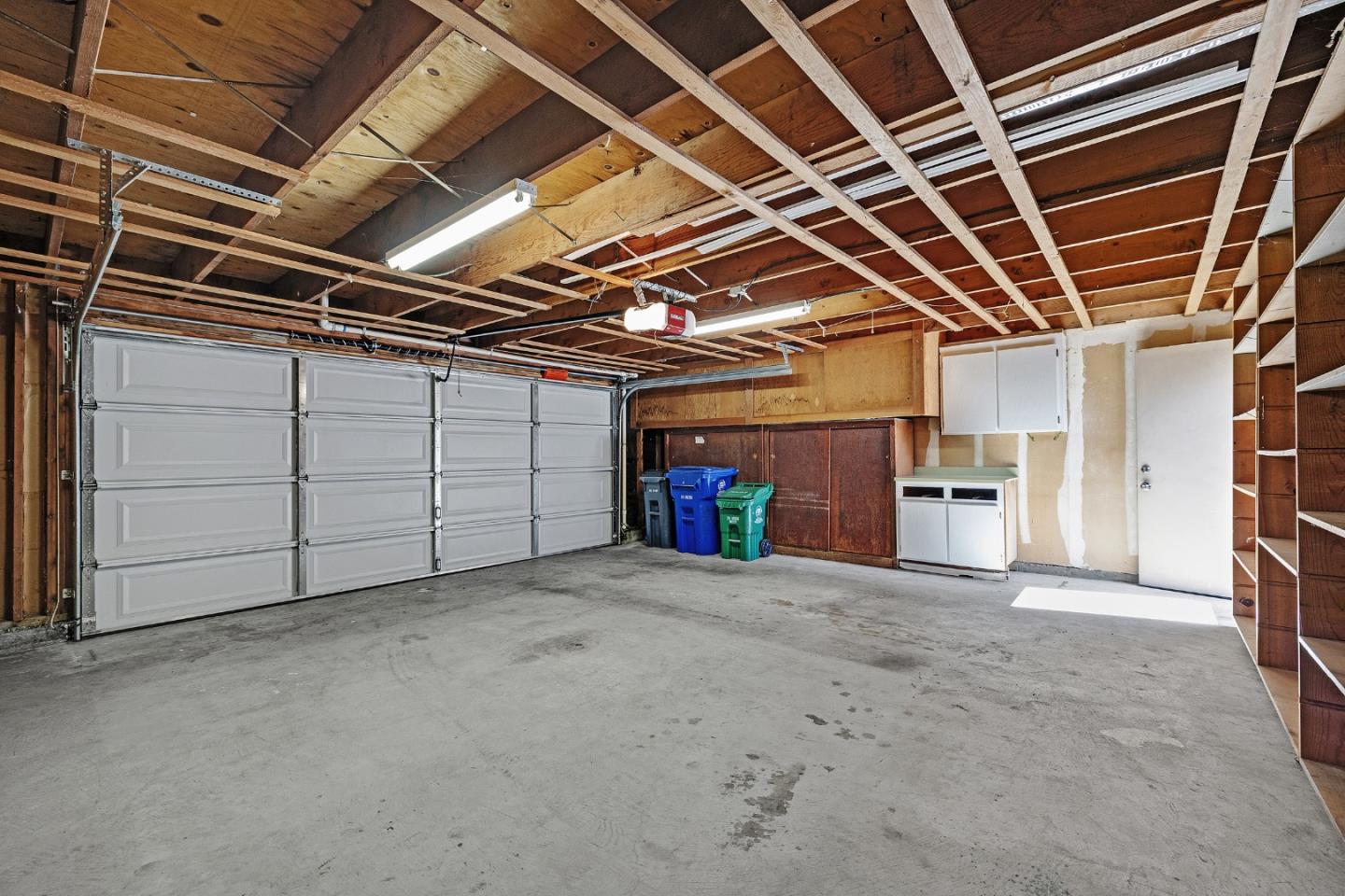 Detail Gallery Image 26 of 55 For 3405 Catalina Ave, Alameda,  CA 94502 - 2 Beds | 2 Baths