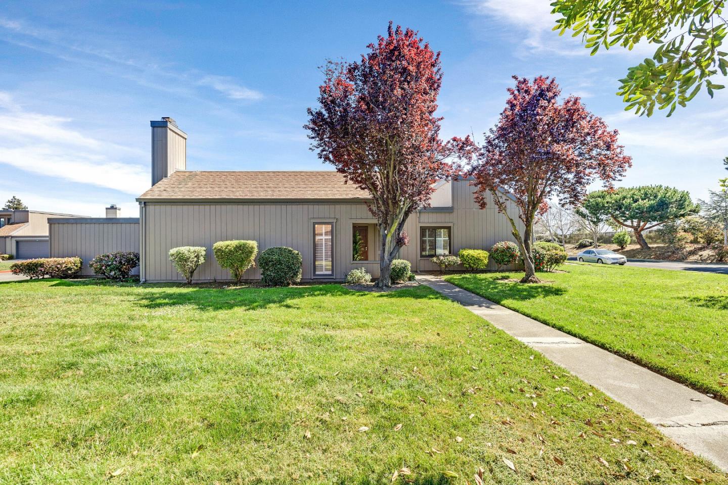 Detail Gallery Image 29 of 55 For 3405 Catalina Ave, Alameda,  CA 94502 - 2 Beds | 2 Baths