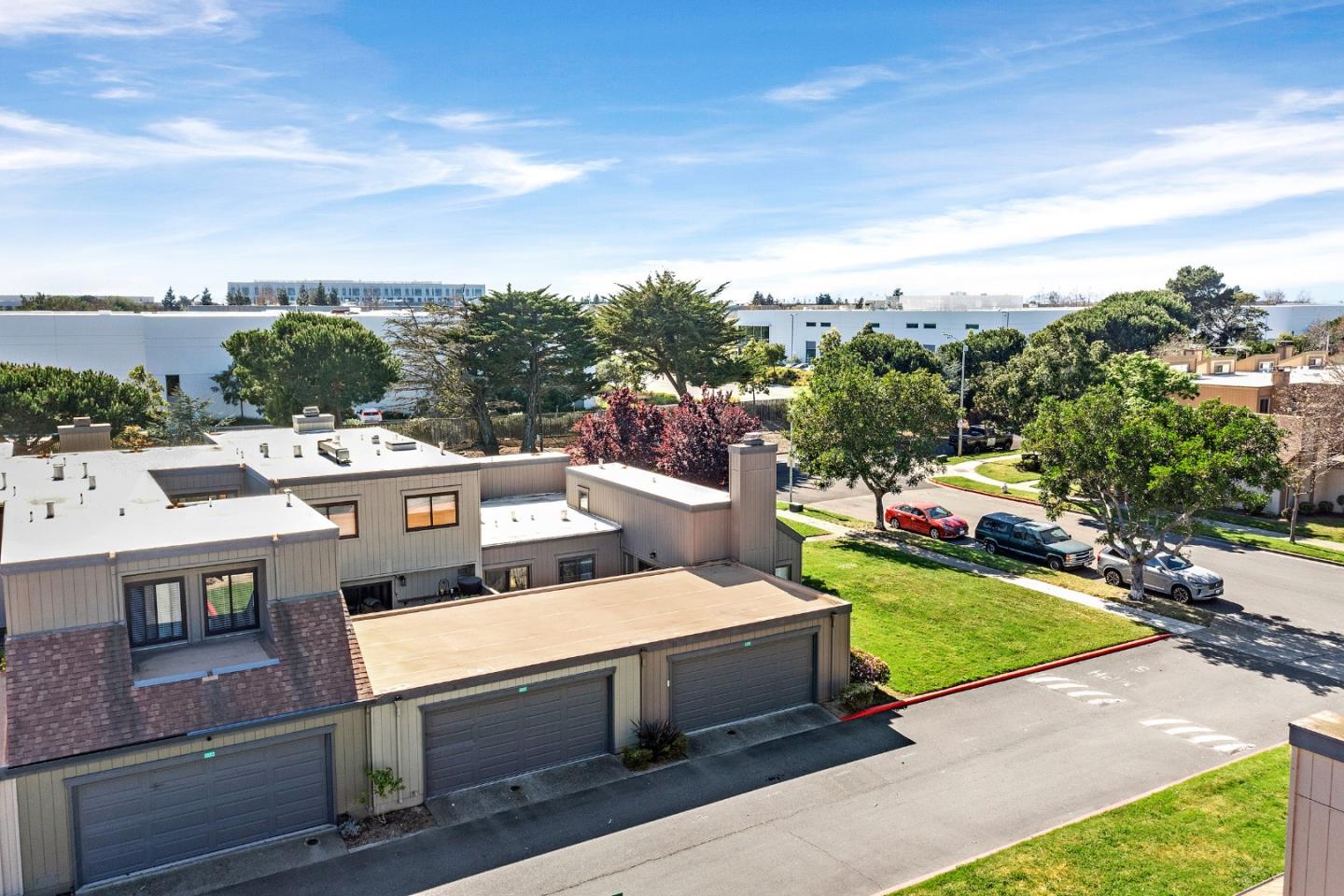 Detail Gallery Image 39 of 55 For 3405 Catalina Ave, Alameda,  CA 94502 - 2 Beds | 2 Baths