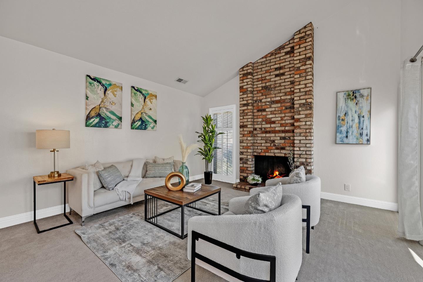Detail Gallery Image 4 of 55 For 3405 Catalina Ave, Alameda,  CA 94502 - 2 Beds | 2 Baths