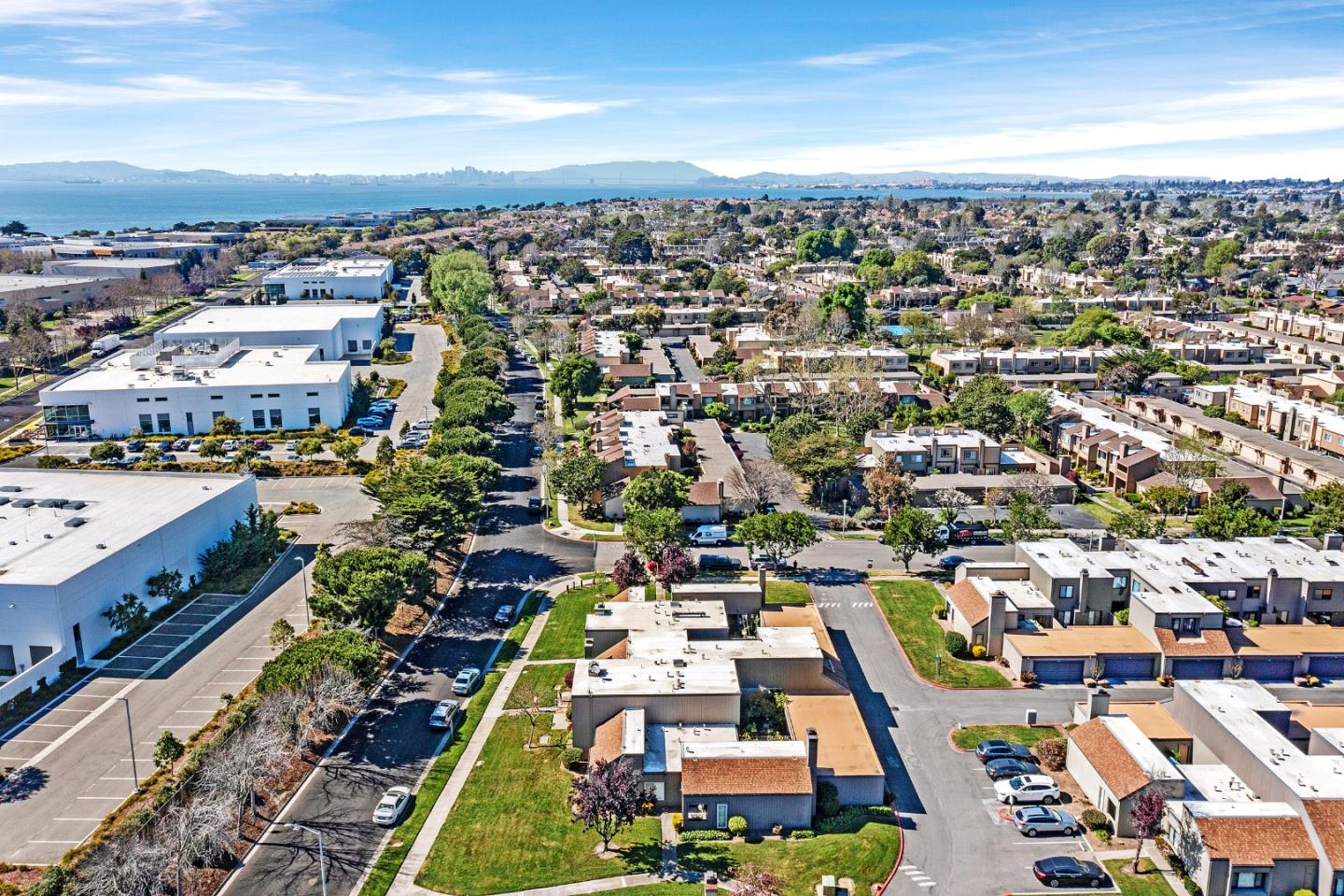 Detail Gallery Image 46 of 55 For 3405 Catalina Ave, Alameda,  CA 94502 - 2 Beds | 2 Baths