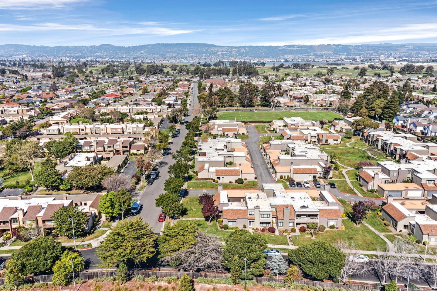 Detail Gallery Image 54 of 55 For 3405 Catalina Ave, Alameda,  CA 94502 - 2 Beds | 2 Baths