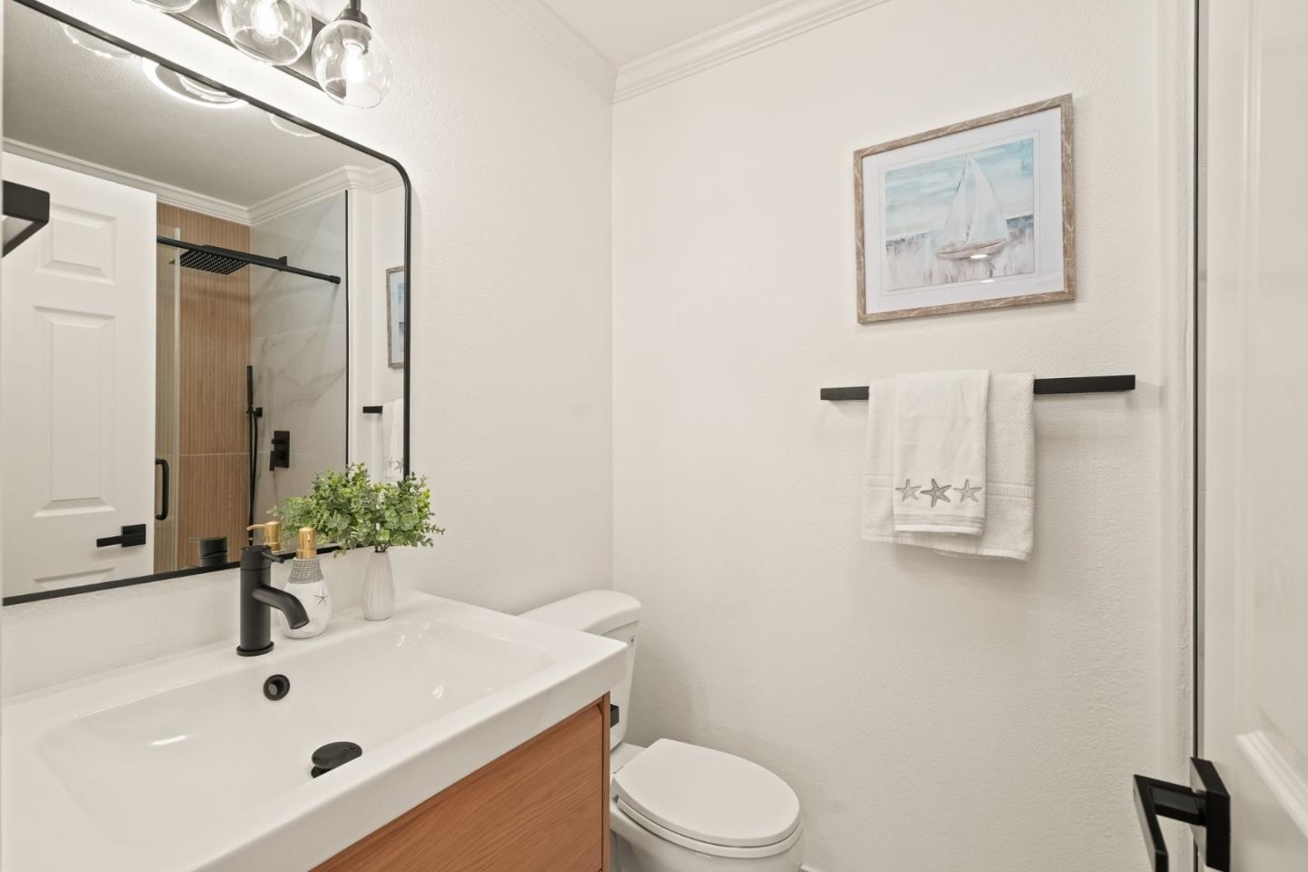 Detail Gallery Image 16 of 22 For 5330 Hansell Dr, San Jose,  CA 95123 - 3 Beds | 2 Baths