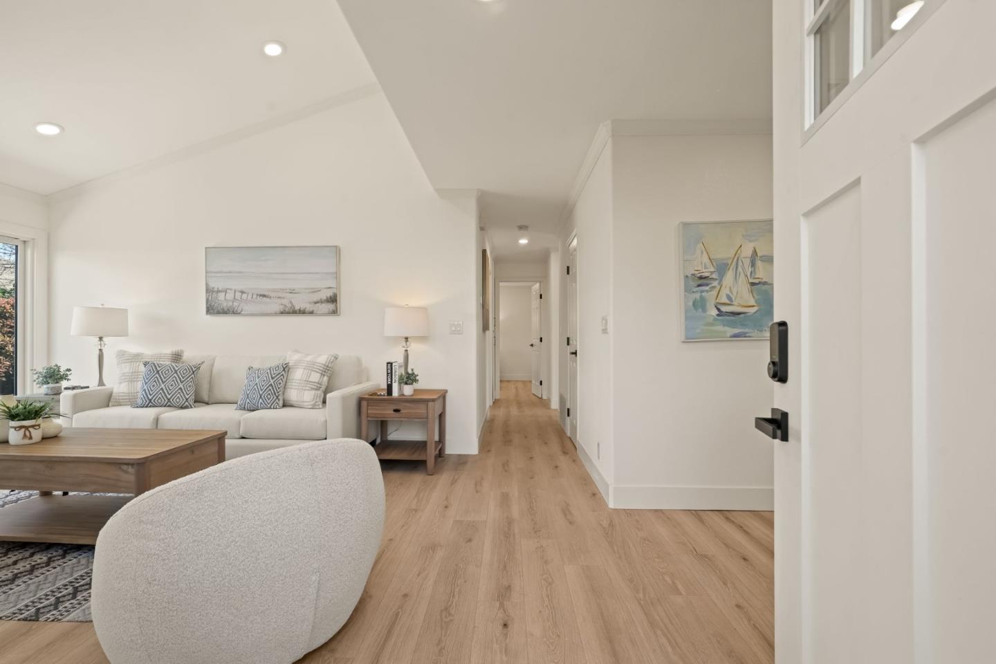 Detail Gallery Image 3 of 22 For 5330 Hansell Dr, San Jose,  CA 95123 - 3 Beds | 2 Baths