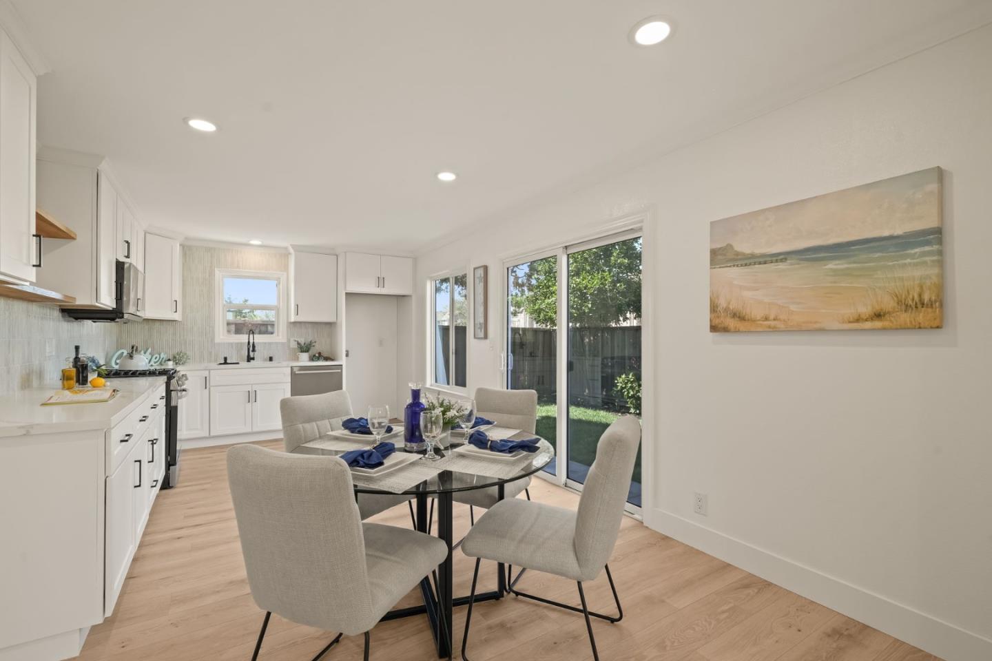 Detail Gallery Image 6 of 22 For 5330 Hansell Dr, San Jose,  CA 95123 - 3 Beds | 2 Baths