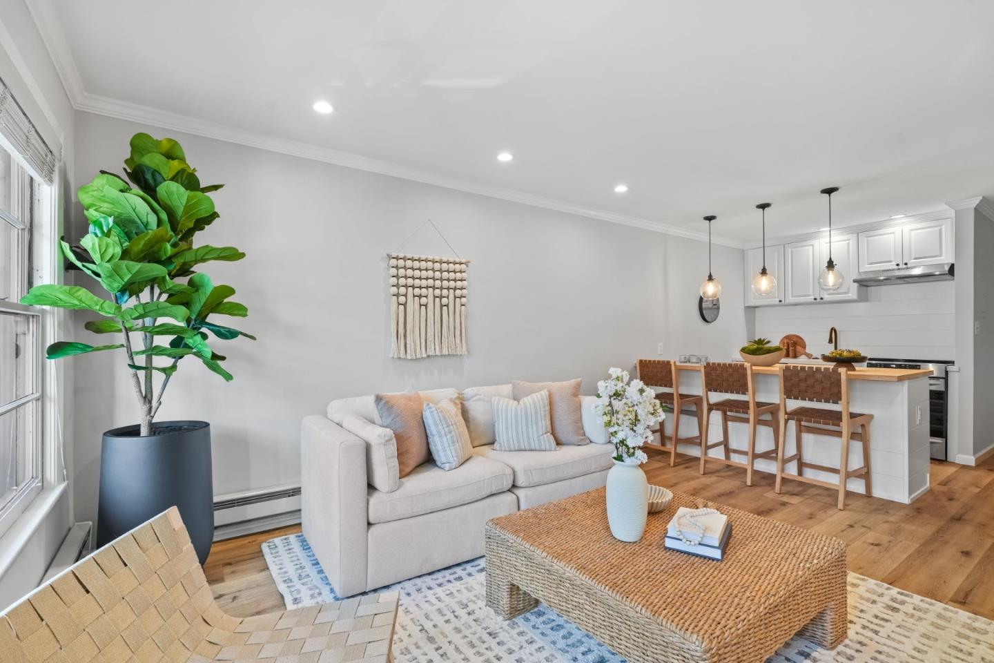 Detail Gallery Image 4 of 17 For 1250 Clay St #103,  San Francisco,  CA 94108 - 1 Beds | 1 Baths