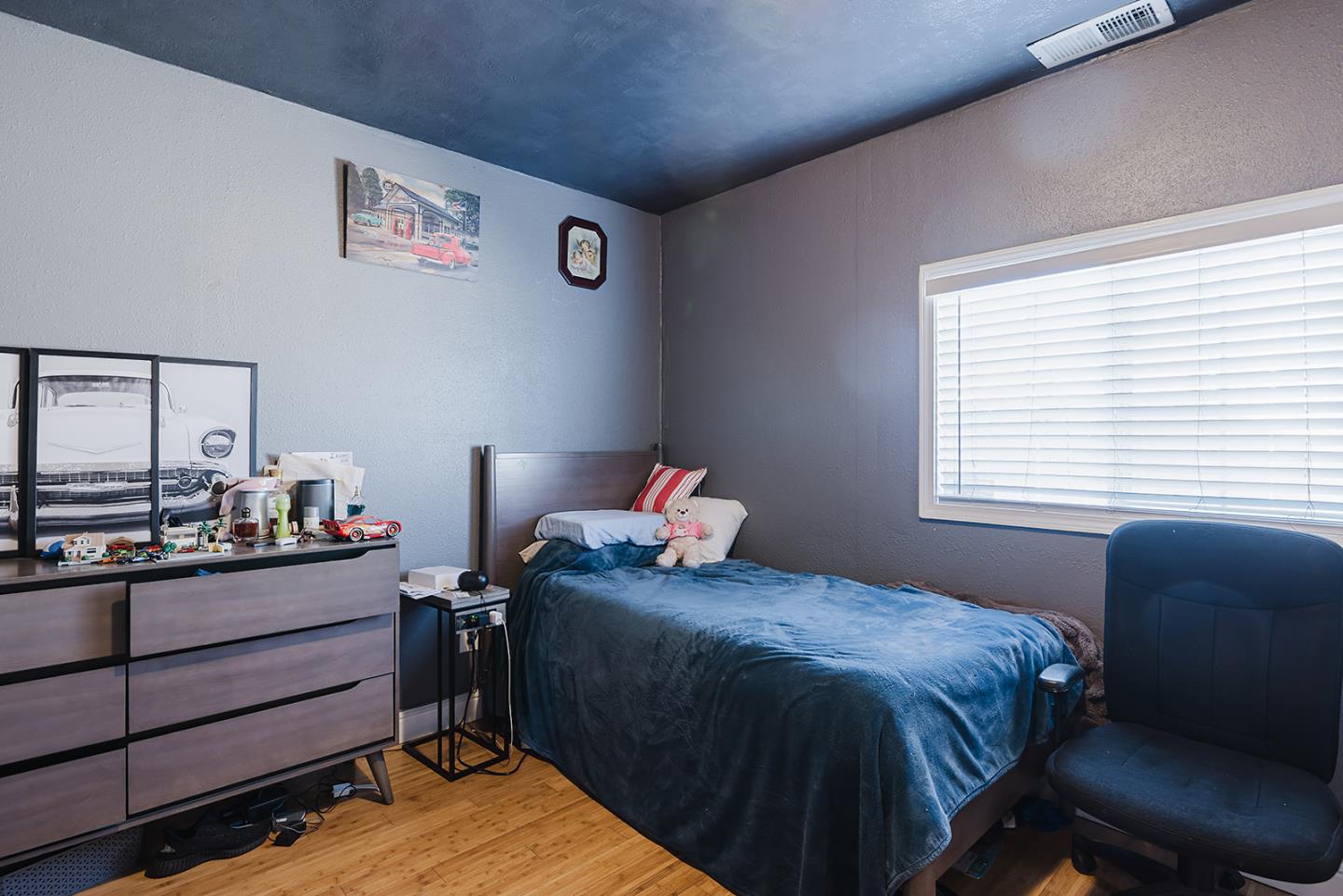 Detail Gallery Image 17 of 30 For 15 Rincon Ave, Salinas,  CA 93905 - 4 Beds | 3 Baths