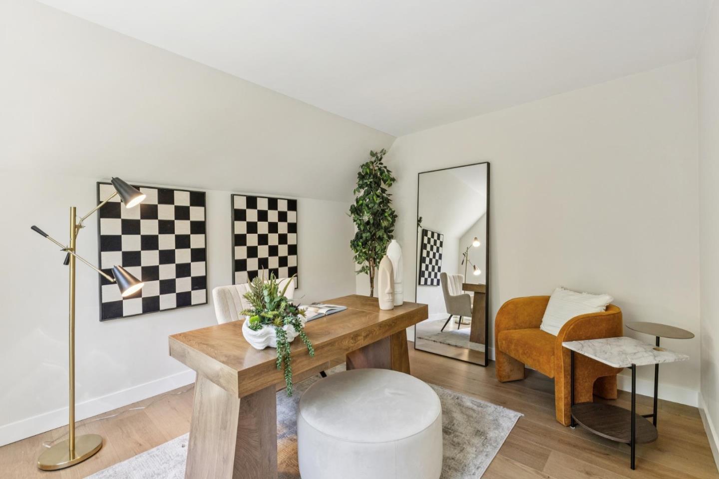 Detail Gallery Image 14 of 47 For 13841 Malcom Ave, Saratoga,  CA 95070 - 5 Beds | 3/1 Baths