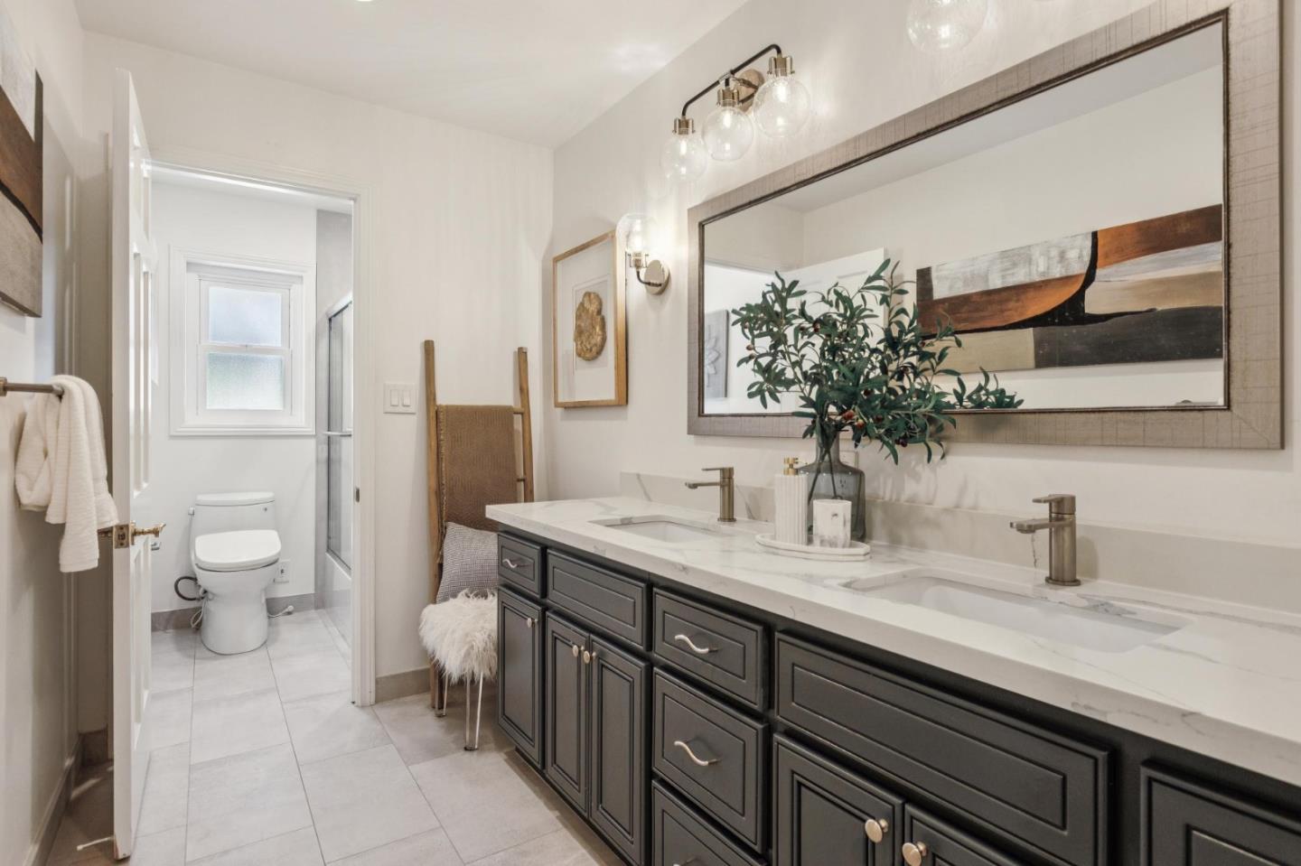 Detail Gallery Image 23 of 47 For 13841 Malcom Ave, Saratoga,  CA 95070 - 5 Beds | 3/1 Baths