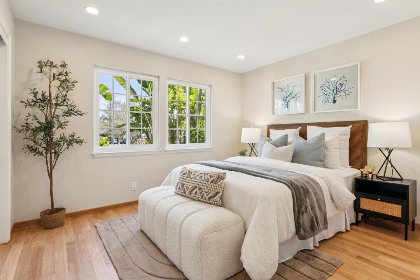 Detail Gallery Image 24 of 47 For 13841 Malcom Ave, Saratoga,  CA 95070 - 5 Beds | 3/1 Baths