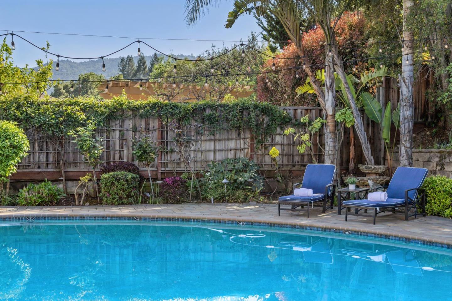 Detail Gallery Image 31 of 47 For 13841 Malcom Ave, Saratoga,  CA 95070 - 5 Beds | 3/1 Baths