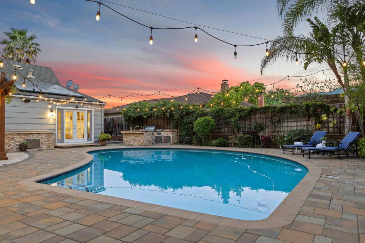 Detail Gallery Image 40 of 47 For 13841 Malcom Ave, Saratoga,  CA 95070 - 5 Beds | 3/1 Baths