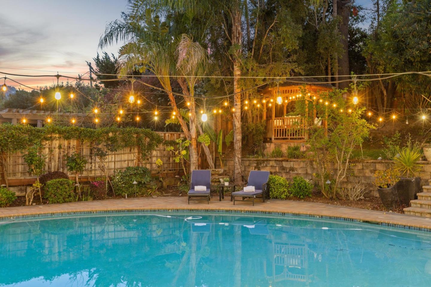 Detail Gallery Image 44 of 47 For 13841 Malcom Ave, Saratoga,  CA 95070 - 5 Beds | 3/1 Baths