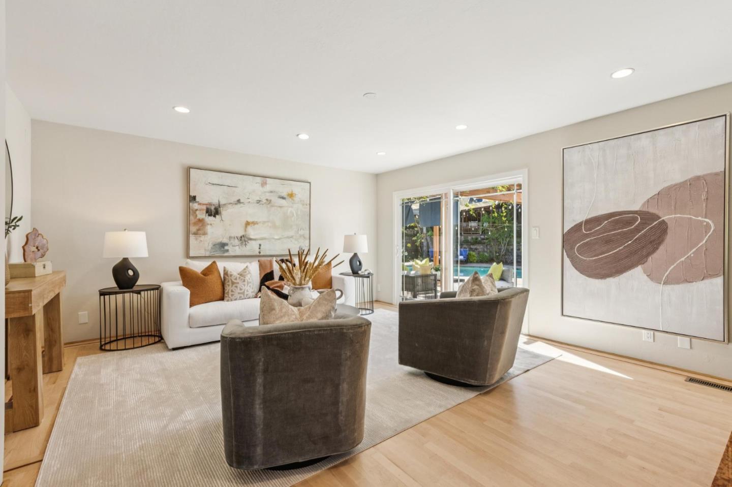 Detail Gallery Image 9 of 47 For 13841 Malcom Ave, Saratoga,  CA 95070 - 5 Beds | 3/1 Baths