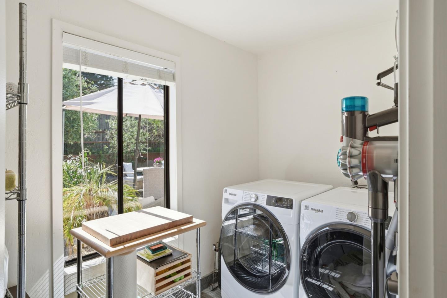 Detail Gallery Image 11 of 41 For 329 Stuart Ave, Pacific Grove,  CA 93950 - 4 Beds | 3 Baths