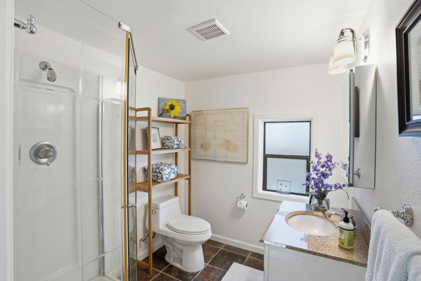 Detail Gallery Image 23 of 41 For 329 Stuart Ave, Pacific Grove,  CA 93950 - 4 Beds | 3 Baths