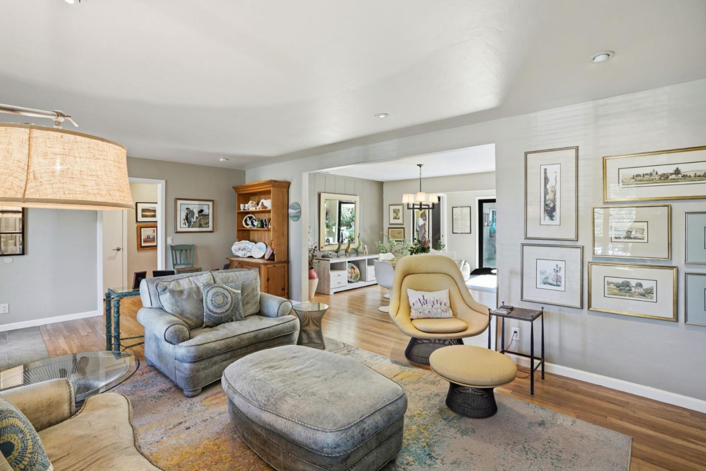 Detail Gallery Image 9 of 41 For 329 Stuart Ave, Pacific Grove,  CA 93950 - 4 Beds | 3 Baths