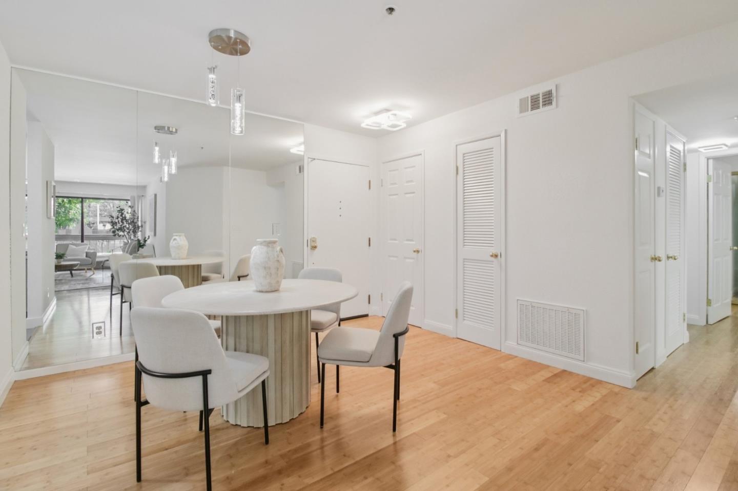 Photo #11: ML82039677 Listing: Photo #11