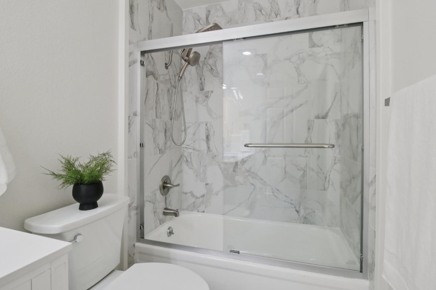 Photo #27: ML82039677 Listing: Photo #27