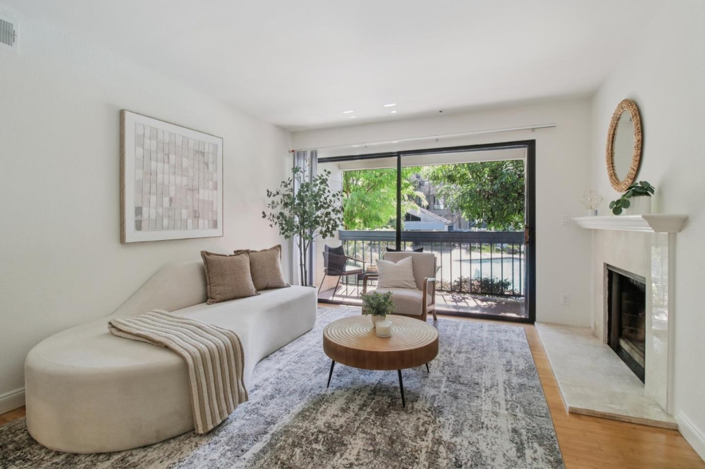 Photo #5: ML82039677 Listing: Photo #5