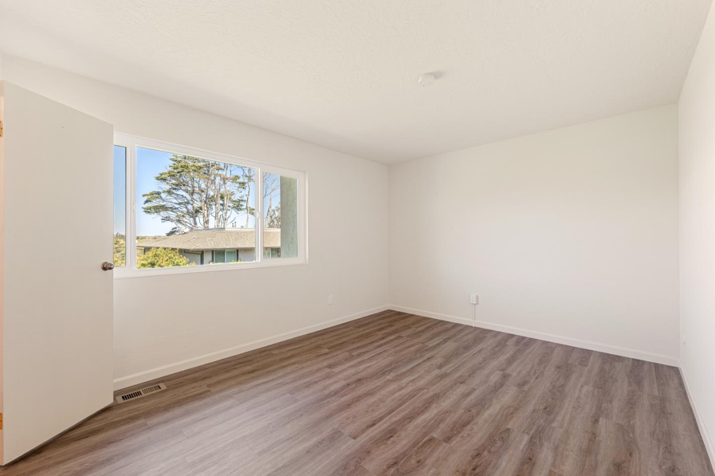 Detail Gallery Image 15 of 30 For 3137 Seacrest Ave #6,  Marina,  CA 93933 - 2 Beds | 1/1 Baths