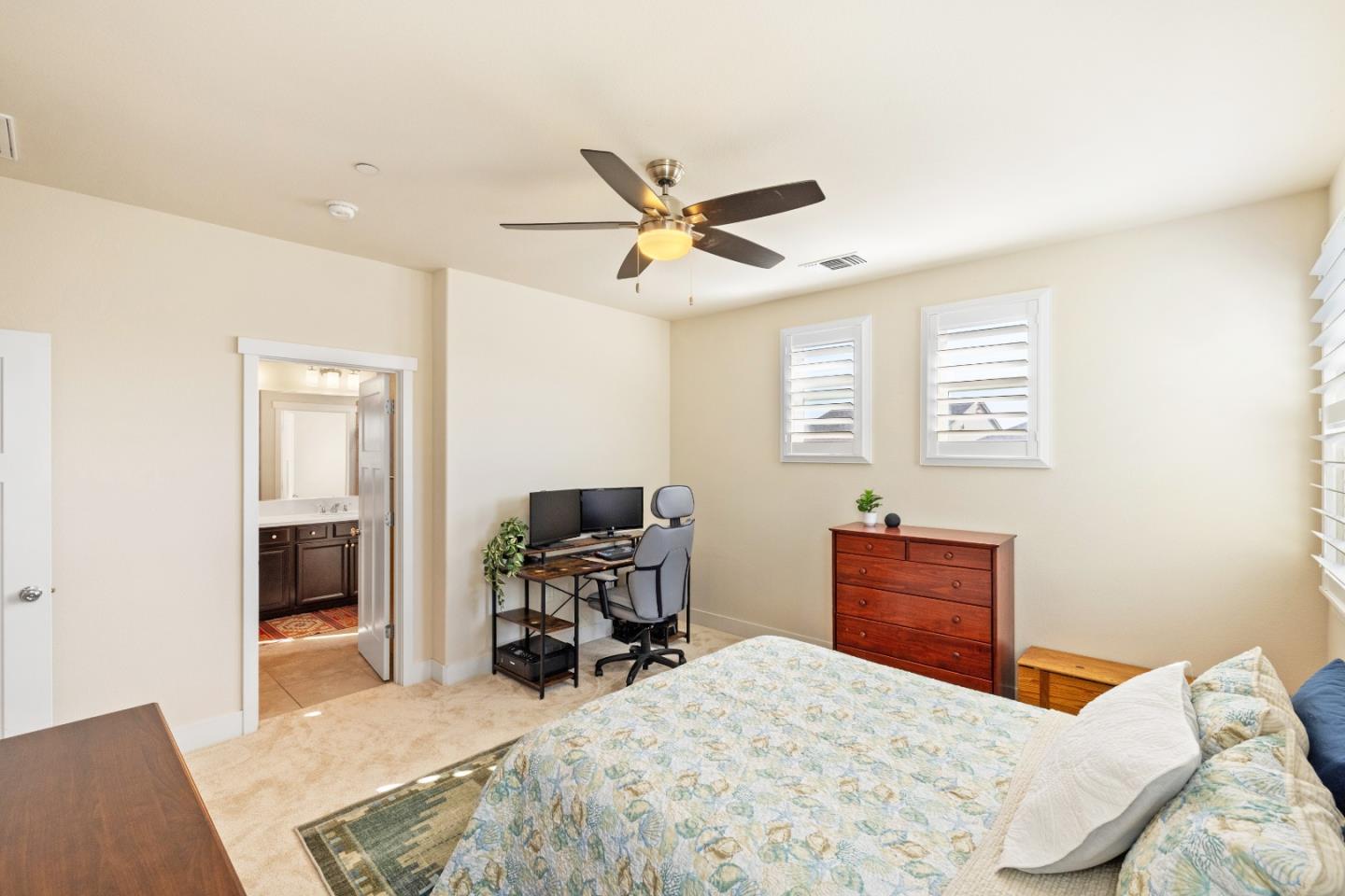 Detail Gallery Image 11 of 21 For 17727 Reynolds St, East Garrison,  CA 93933 - 3 Beds | 2/1 Baths