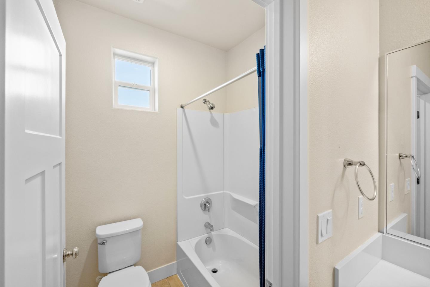 Detail Gallery Image 17 of 21 For 17727 Reynolds St, East Garrison,  CA 93933 - 3 Beds | 2/1 Baths