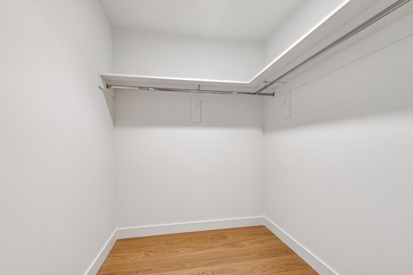 Detail Gallery Image 11 of 14 For 188 W Saint James St #10412,  San Jose,  CA 95110 - 2 Beds | 2 Baths