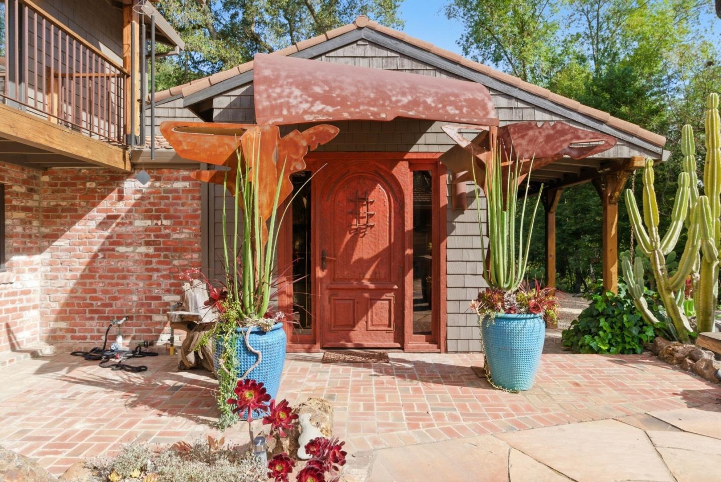 Detail Gallery Image 10 of 53 For 13651 Pierce Rd, Saratoga,  CA 95070 - 4 Beds | 3/1 Baths