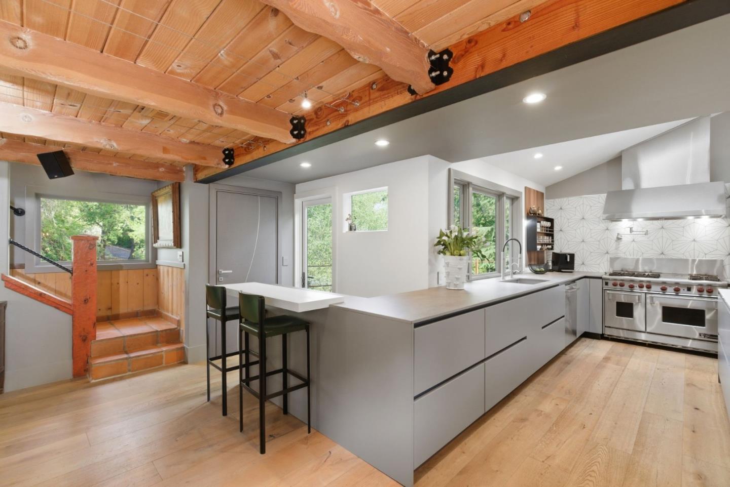 Detail Gallery Image 17 of 53 For 13651 Pierce Rd, Saratoga,  CA 95070 - 4 Beds | 3/1 Baths