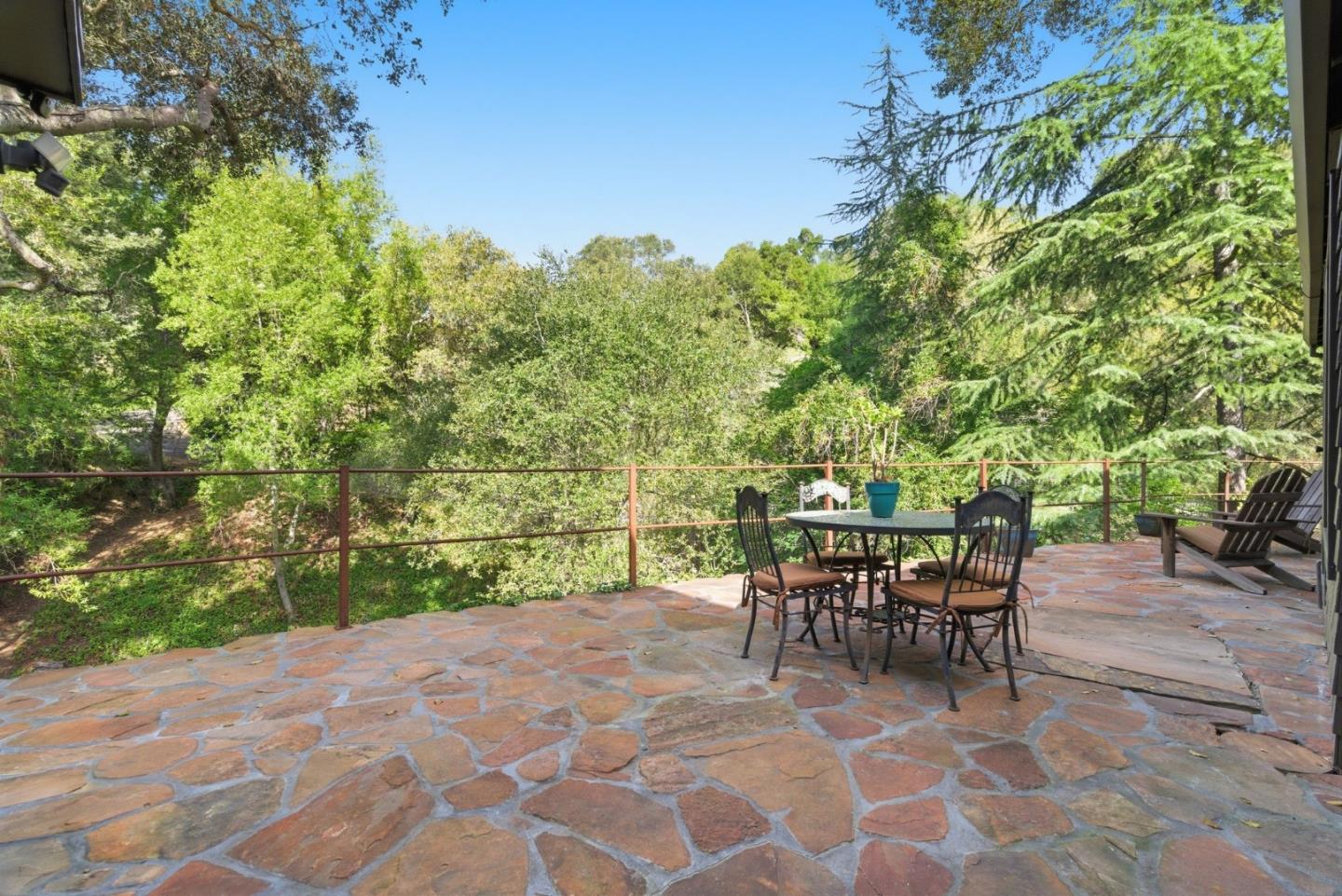 Detail Gallery Image 37 of 53 For 13651 Pierce Rd, Saratoga,  CA 95070 - 4 Beds | 3/1 Baths