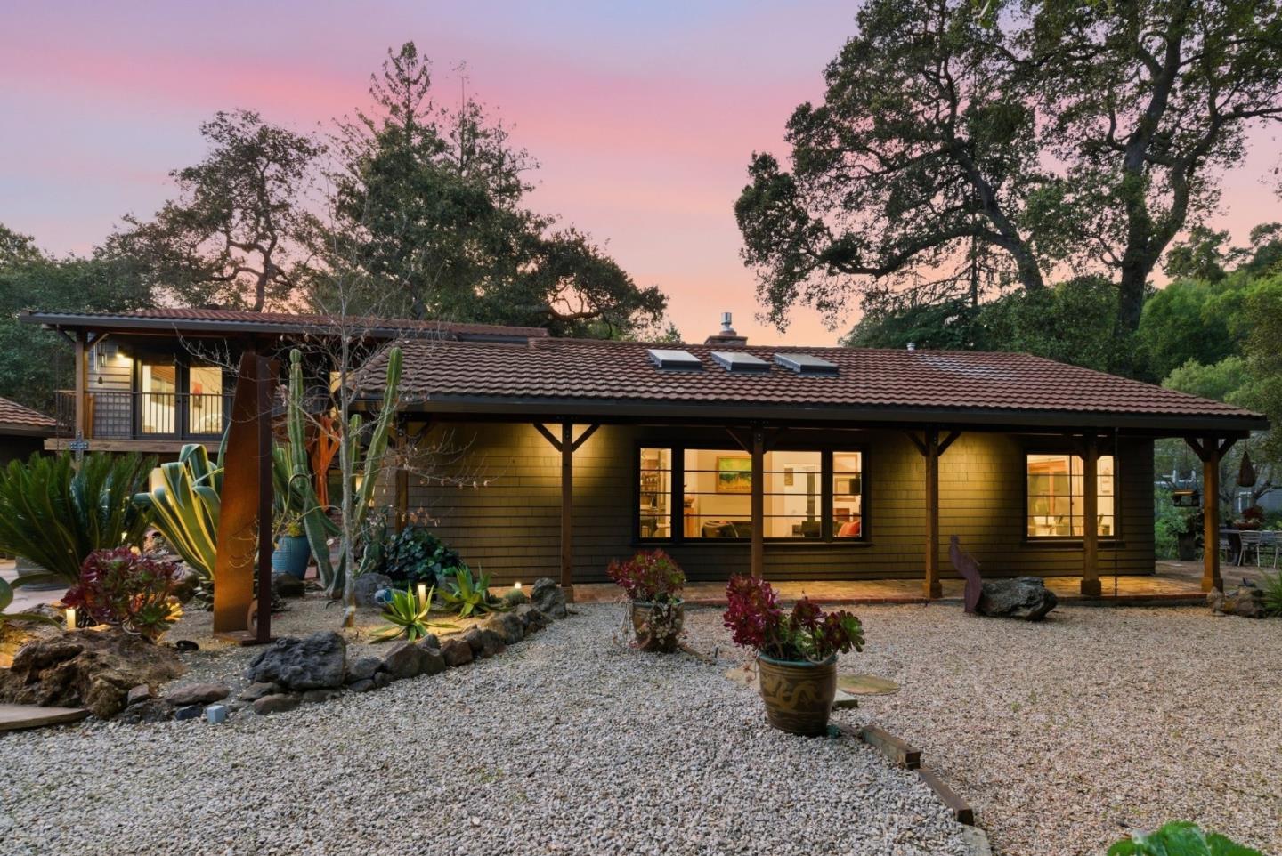 Detail Gallery Image 49 of 53 For 13651 Pierce Rd, Saratoga,  CA 95070 - 4 Beds | 3/1 Baths