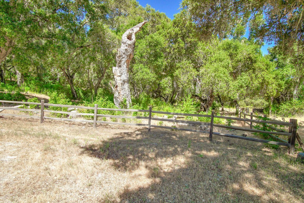 Detail Gallery Image 4 of 41 For 36000 E Carmel Valley, Carmel Valley,  CA 93924 - – Beds | – Baths