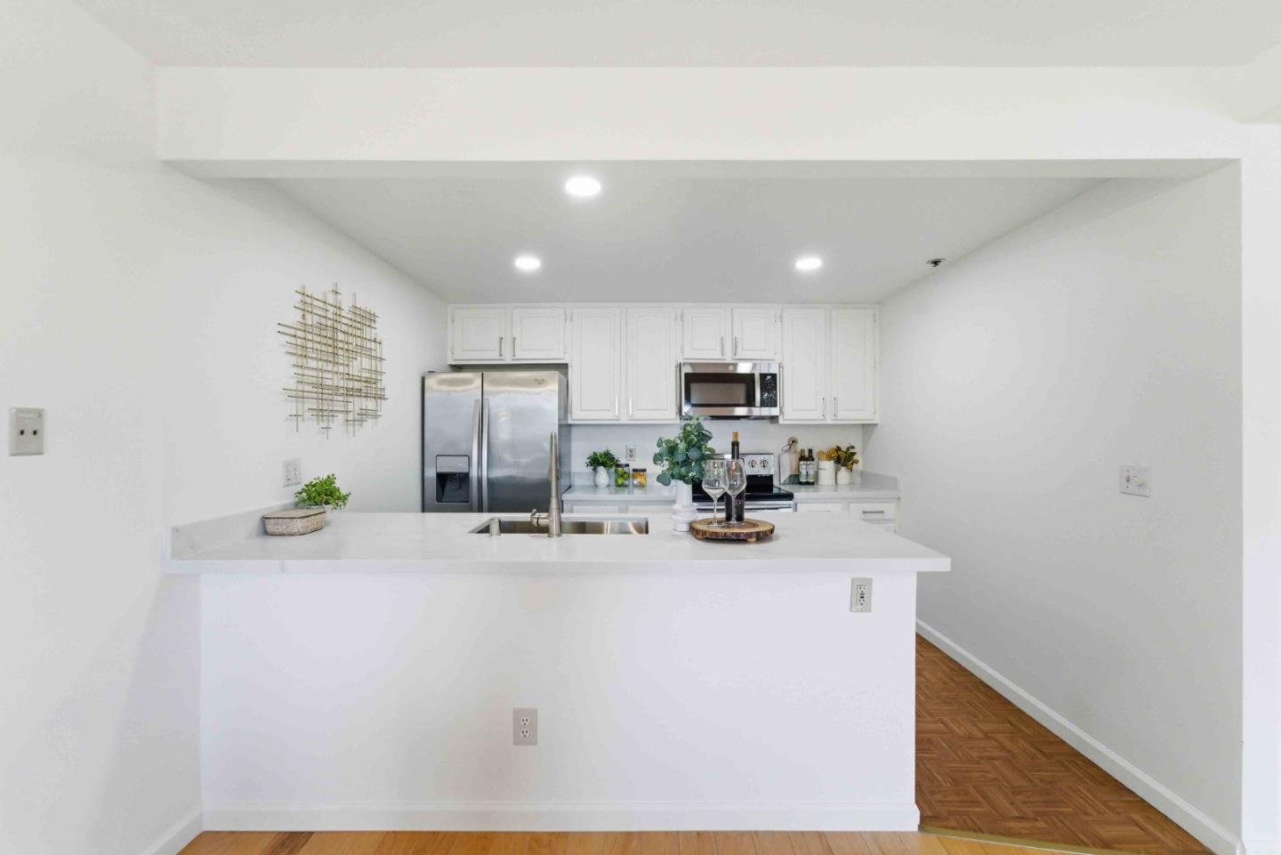 Detail Gallery Image 8 of 32 For 3715 Terstena Pl #307,  Santa Clara,  CA 95051 - 2 Beds | 2 Baths