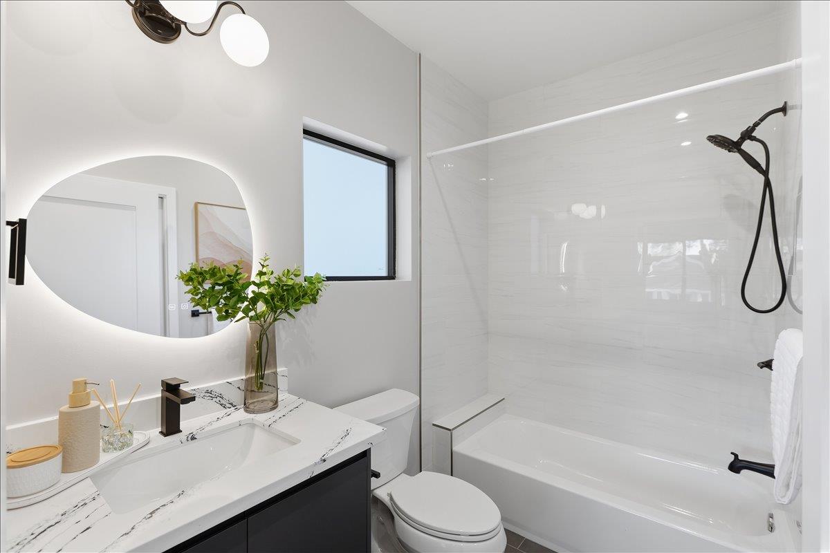 Detail Gallery Image 17 of 51 For 453 Arleta Ave, San Jose,  CA 95128 - 5 Beds | 5/1 Baths