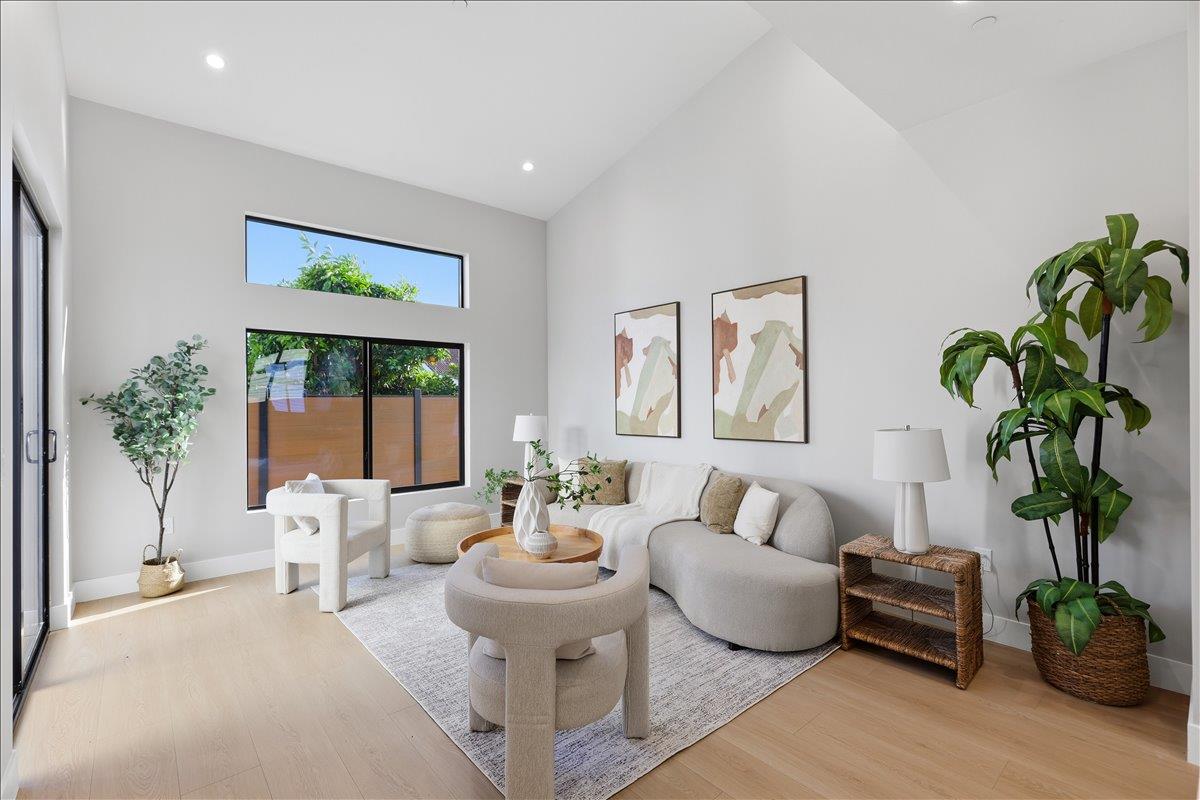 Detail Gallery Image 2 of 51 For 453 Arleta Ave, San Jose,  CA 95128 - 5 Beds | 5/1 Baths