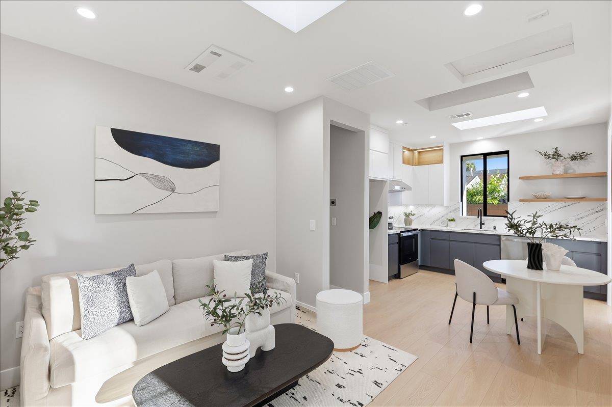 Detail Gallery Image 23 of 51 For 453 Arleta Ave, San Jose,  CA 95128 - 5 Beds | 5/1 Baths