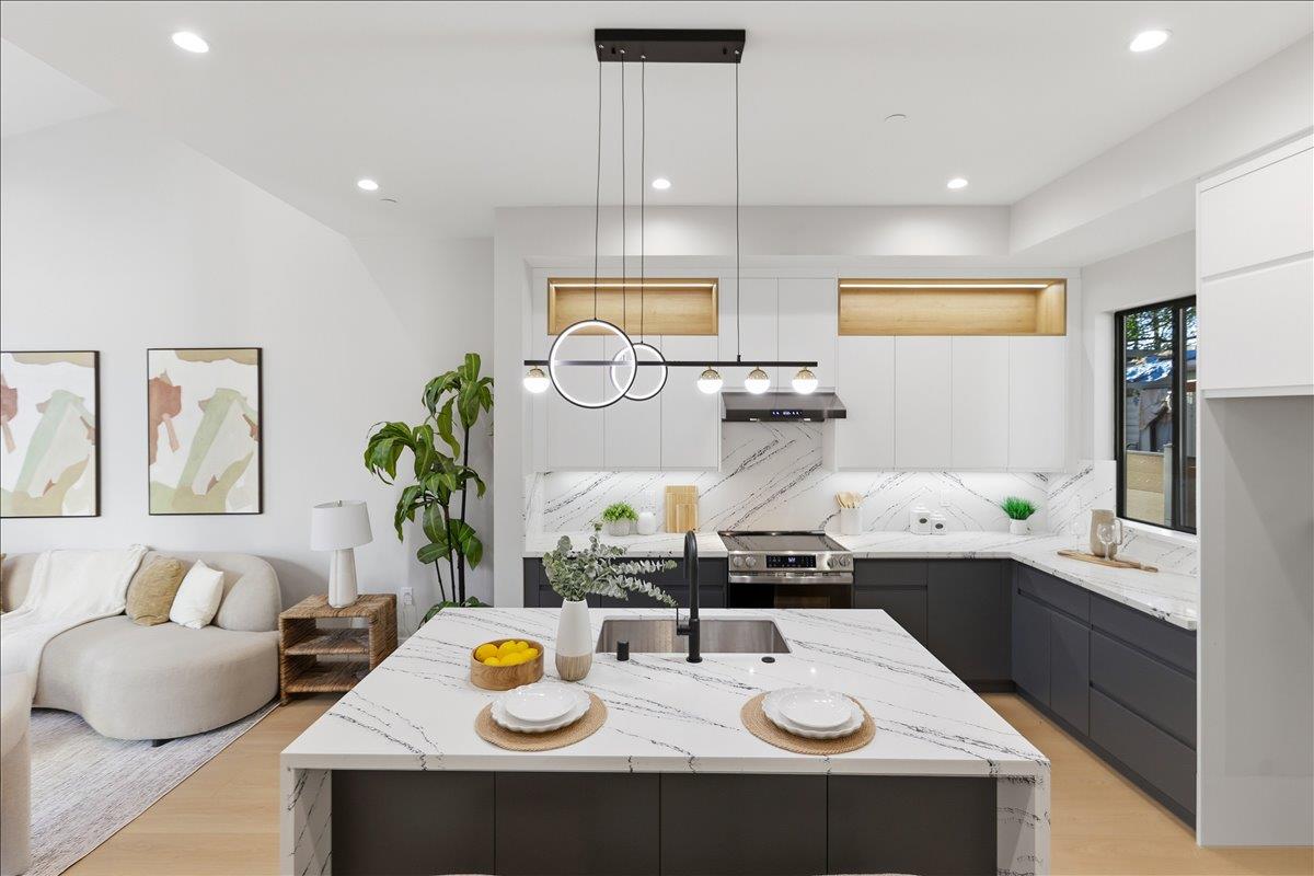 Detail Gallery Image 3 of 51 For 453 Arleta Ave, San Jose,  CA 95128 - 5 Beds | 5/1 Baths