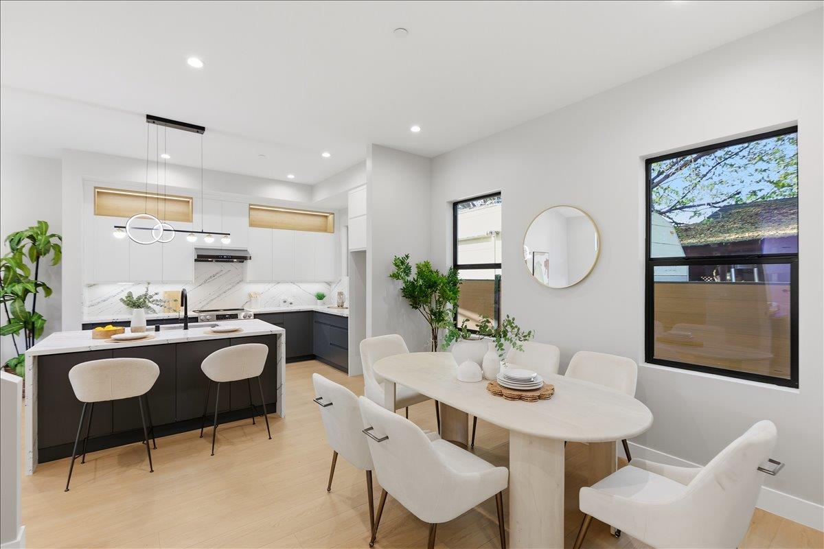 Detail Gallery Image 6 of 51 For 453 Arleta Ave, San Jose,  CA 95128 - 5 Beds | 5/1 Baths