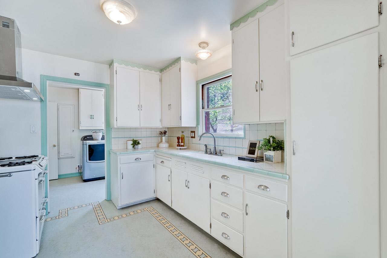 Detail Gallery Image 11 of 60 For 75 Marian Ln, San Jose,  CA 95127 - 3 Beds | 1 Baths