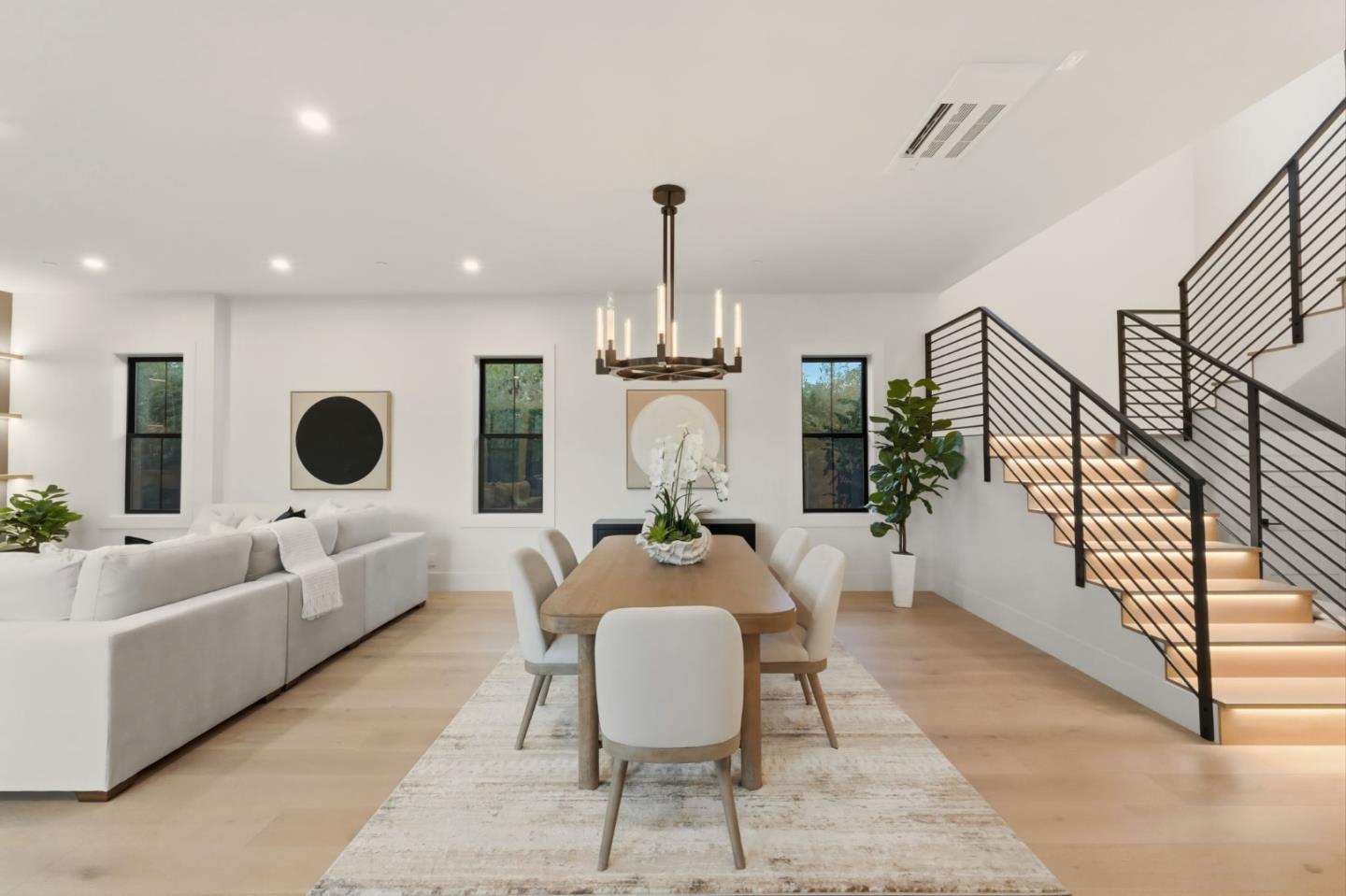 Detail Gallery Image 23 of 77 For 401 Dallas Dr, Campbell,  CA 95008 - 5 Beds | 3/1 Baths